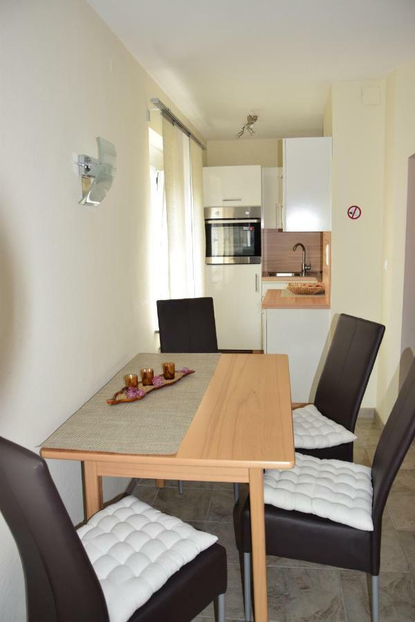 Appartement Stichauner Tschoran Eksteriør billede
